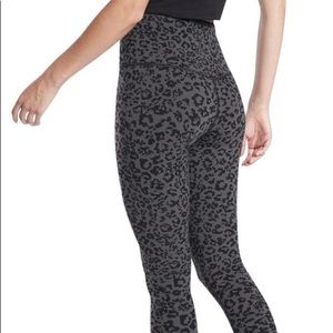 Athleta elation ultra high rise tight, size small